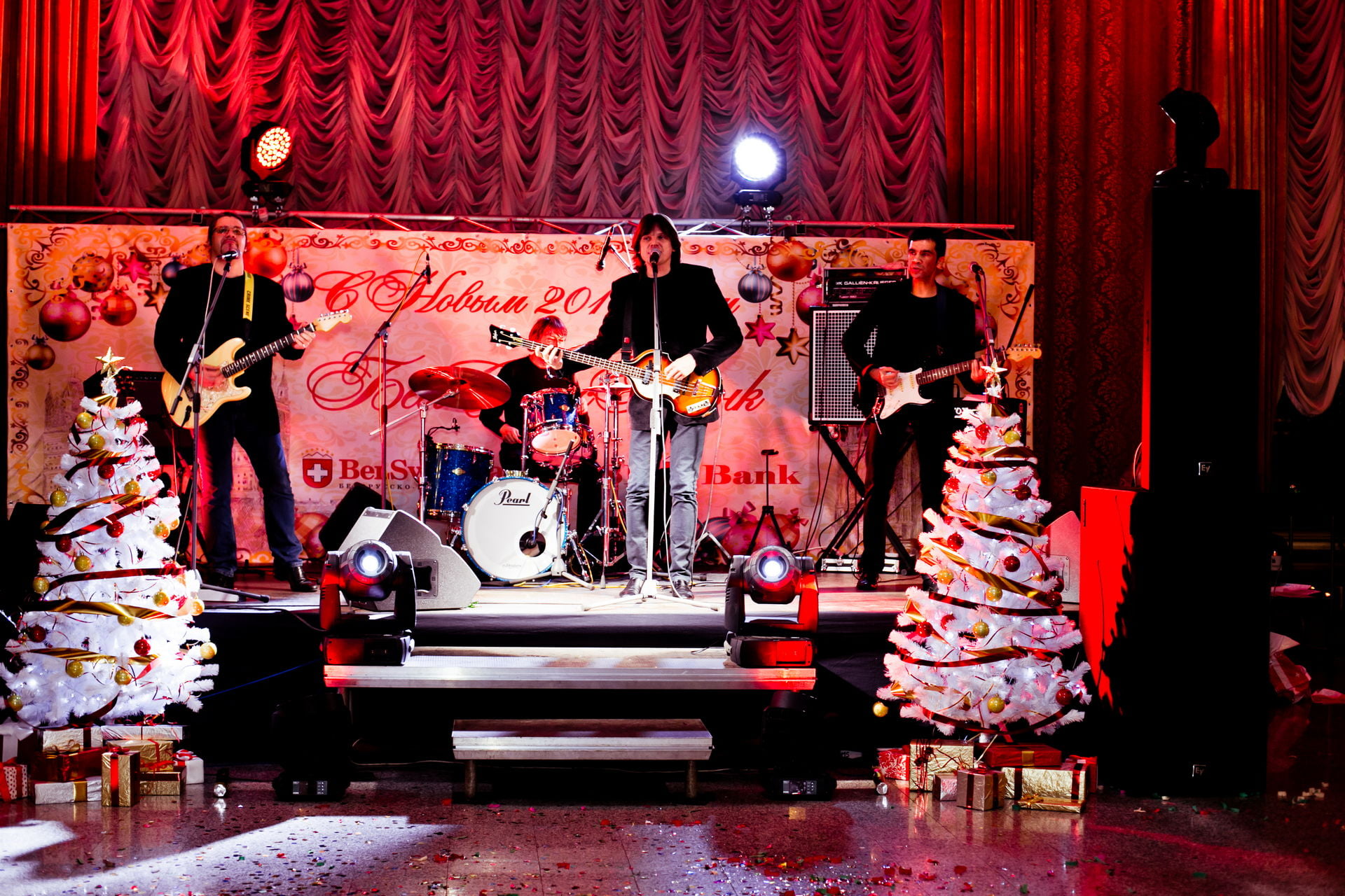 НОВОГОДНИЙ ПРИЁМ В БУКИНГЕМСКОМ ДВОРЦЕ 11