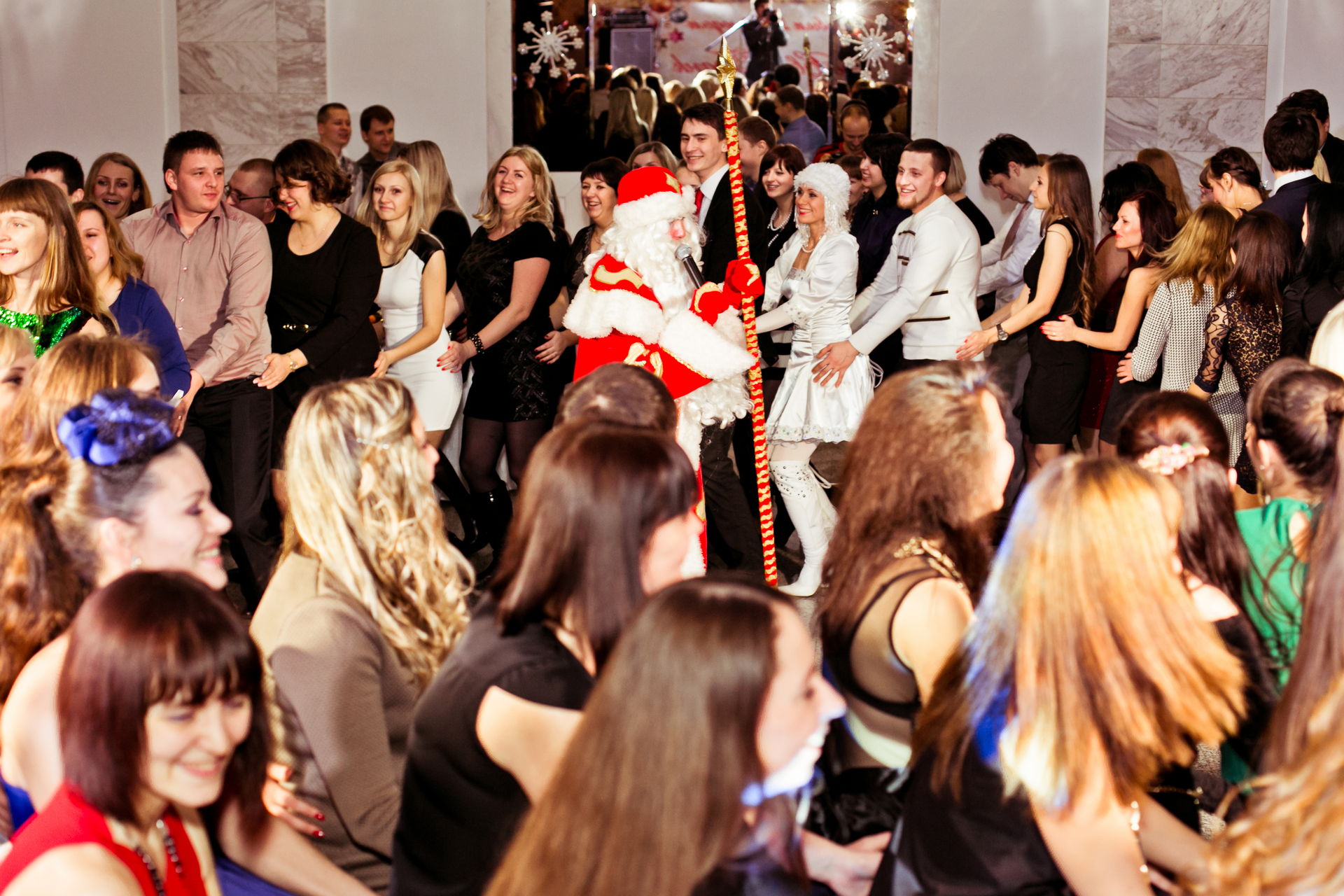 НОВОГОДНИЙ ПРИЁМ В БУКИНГЕМСКОМ ДВОРЦЕ 13