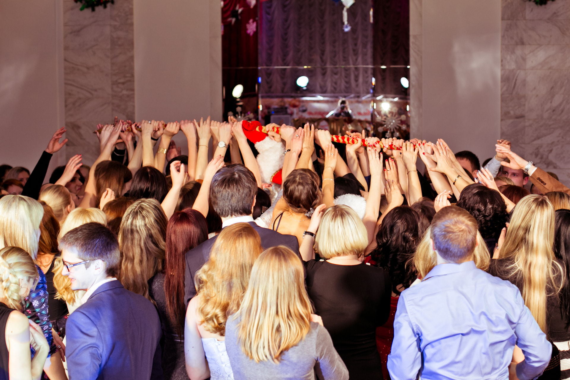 НОВОГОДНИЙ ПРИЁМ В БУКИНГЕМСКОМ ДВОРЦЕ 14