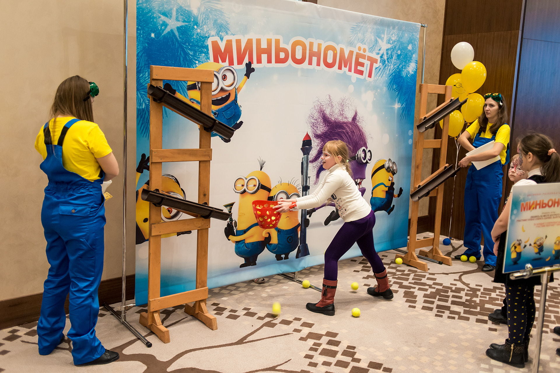 НОВОГОДНИЕ ПРИКЛЮЧЕНИЯ МИНЬОНОВ В ОМА 5