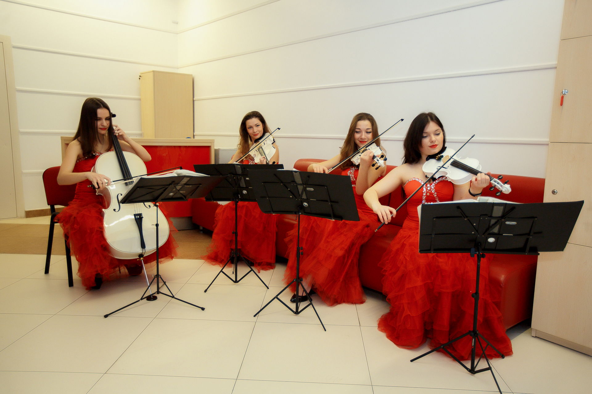 АРОМАТ ВЕСНЫ В АЛЬФА-БАНК 3