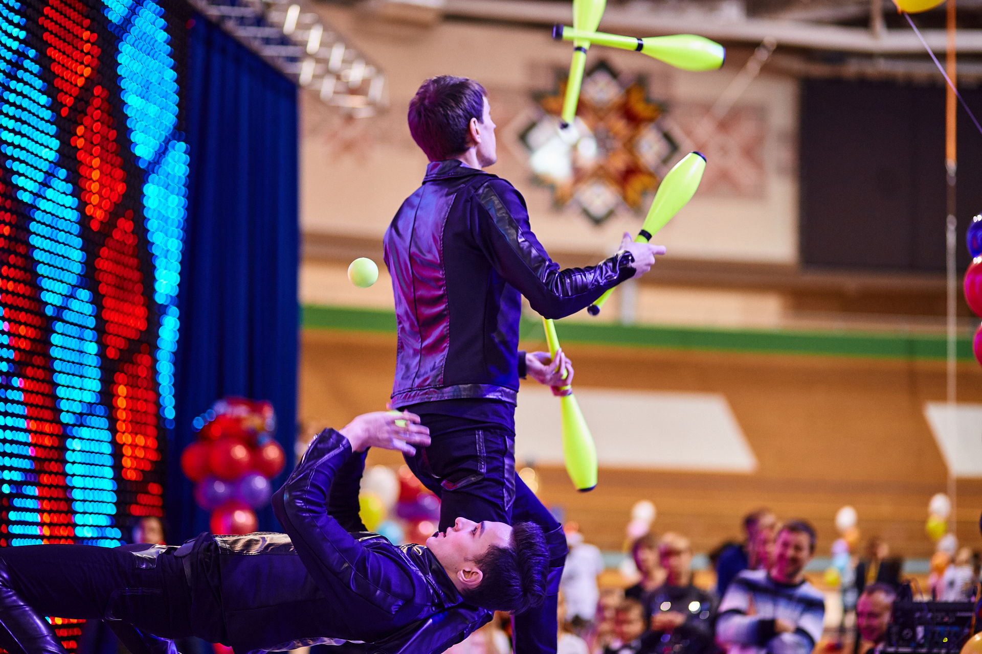 НОВОГОДНИЙ ДИСНЕЙЛЕНД ОМА 13