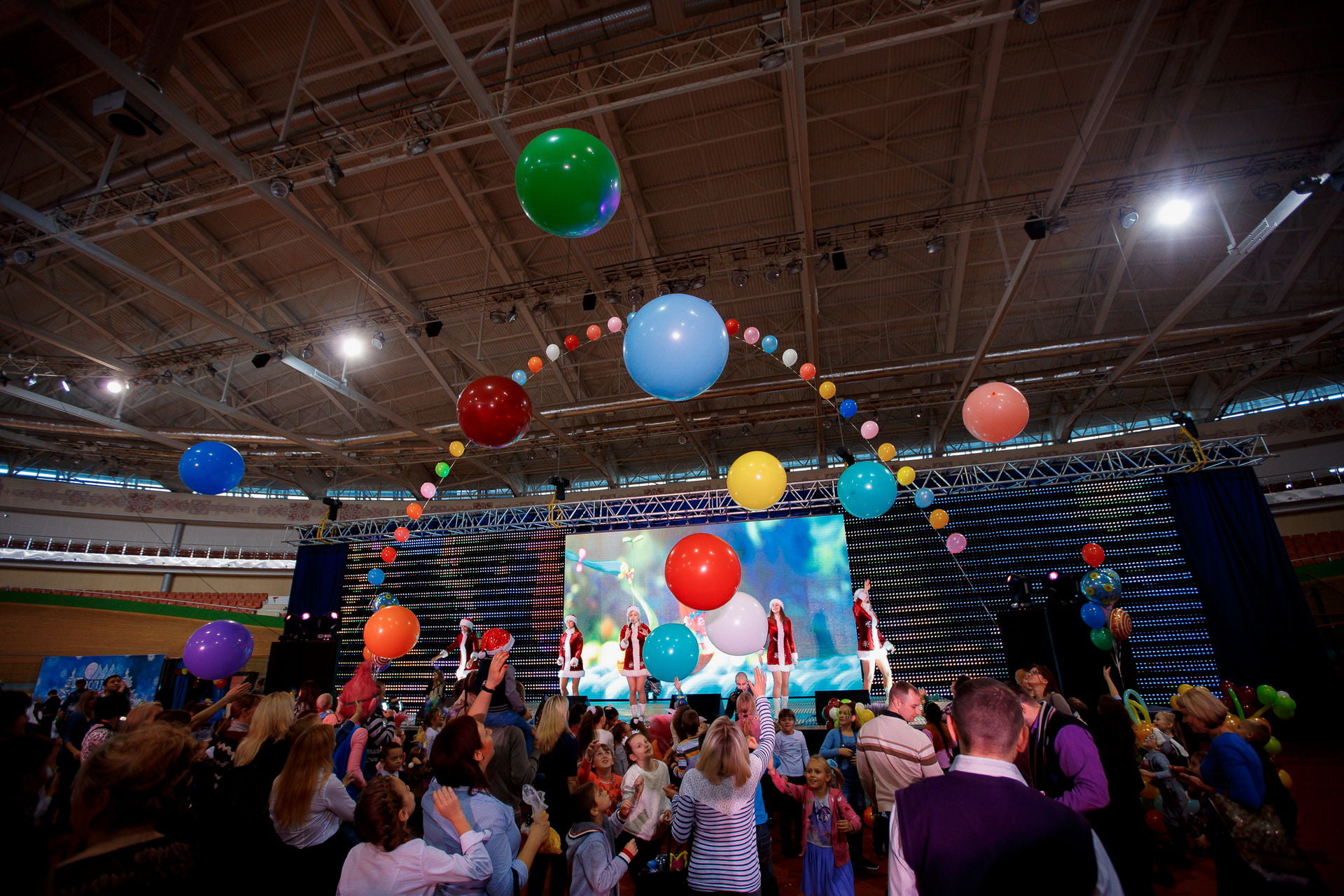 НОВОГОДНЯЯ ОМАТРОЛЛИЯ 19