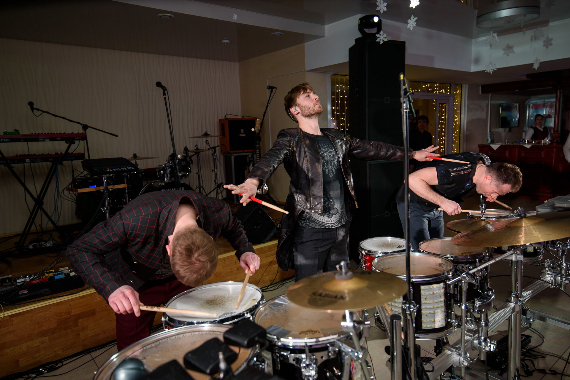 ACTIVE PLATFORM ON EVEREST 16