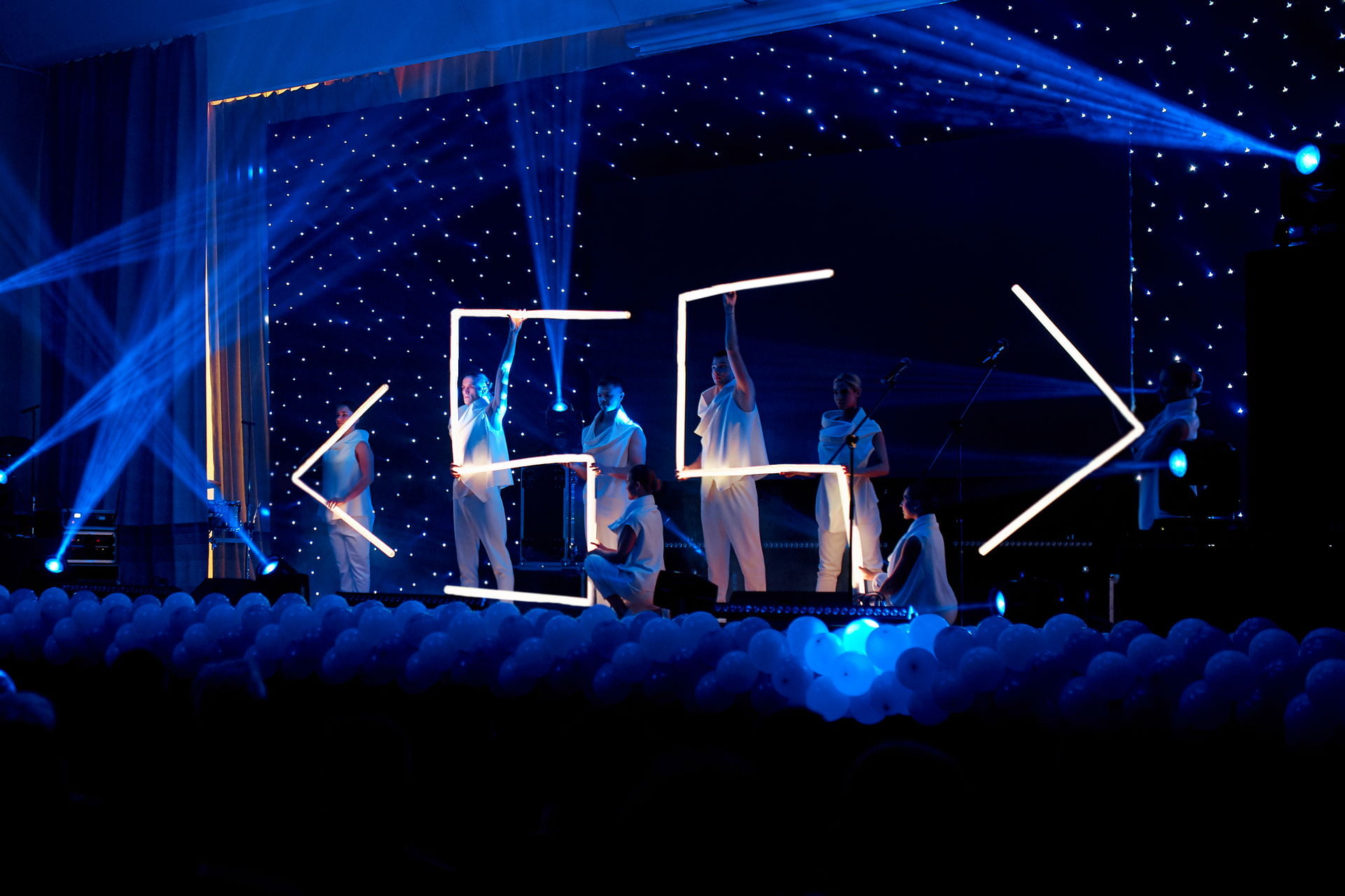 ИСКУССТВО ДВИГАТЬСЯ ВПЕРЁД